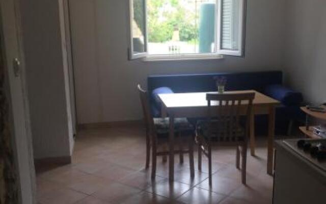 Studio Apartment Bosko