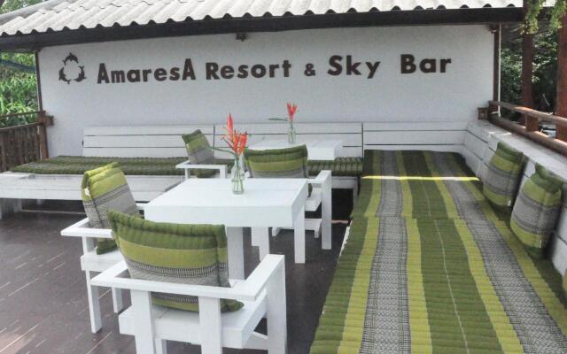 AmaresA Resort & Skybar