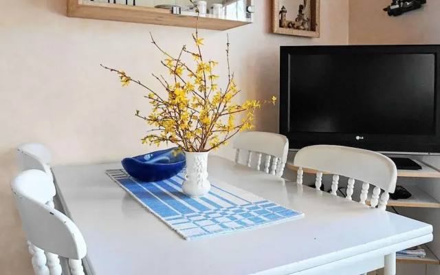 Seaside Charm in Flaton Retreat-by Traum
