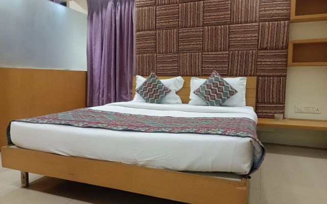 Hotel Apna Palace – Guest Rooms – Indore