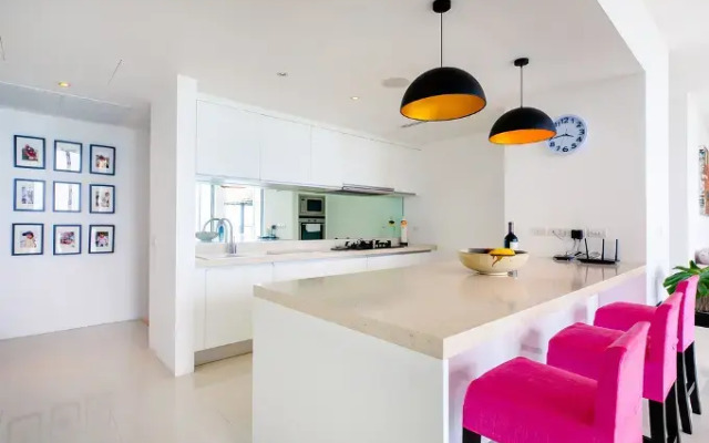 4-BR Seaview Villa at Surin Beach