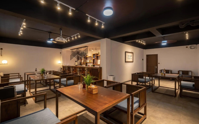 Zhangjiajie xinwu holiday house