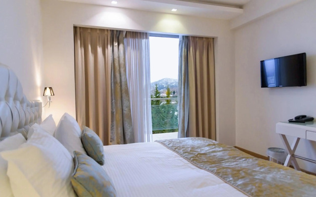 Calma Hotel & Spa