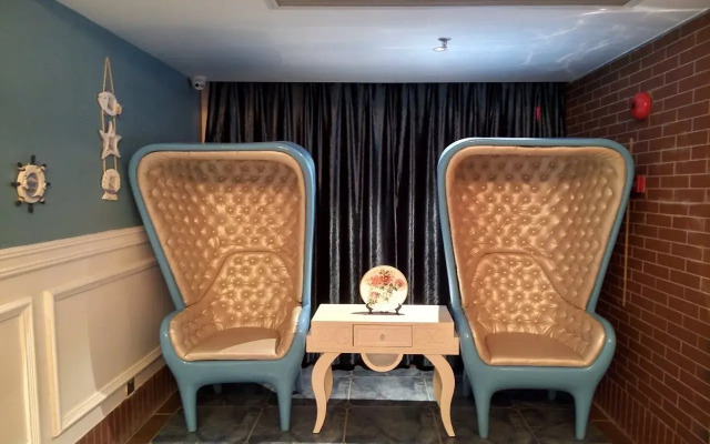 Guangzhou Impression Business Hotel