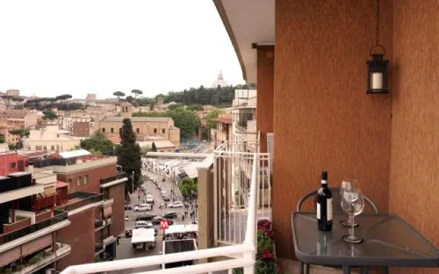 Eufonia Vinyl Friendly Apartment