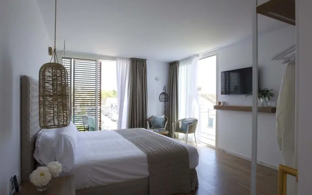 May Altafulla Beach Boutique Hotel