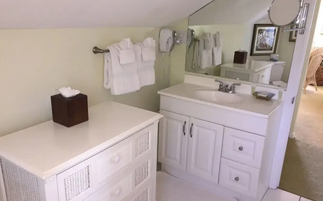 Harrington House Beachfront Bed & Breakfast