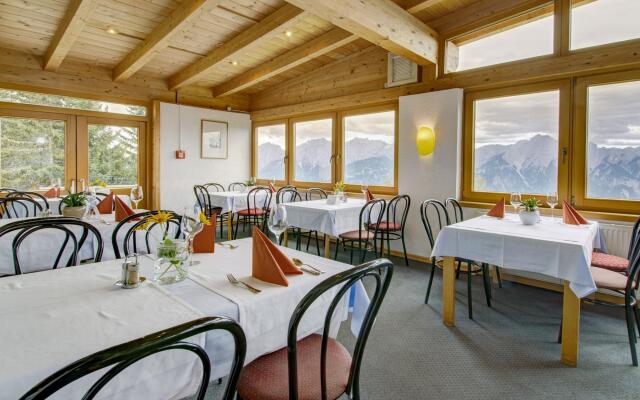 Chalet on Zettersfeld With Dolomite Views