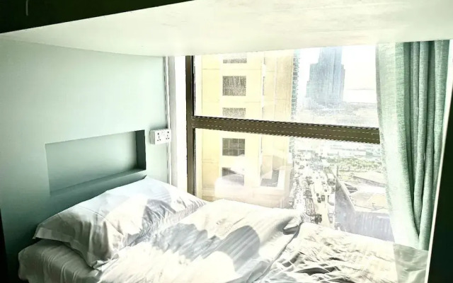 Sadaf 6 Luxury Stays Bed Space