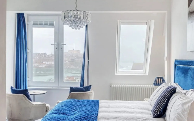 Lazy Waves Boutique B&B