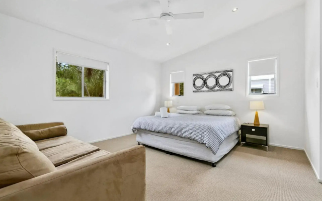 Depper St Large Luxury Residence Entire House