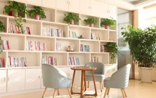 Homeinn Pebble Hotel (Tongling Experimental High School)