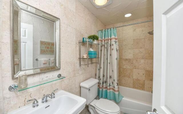 Crescent Street Villas By Beachside Mgt