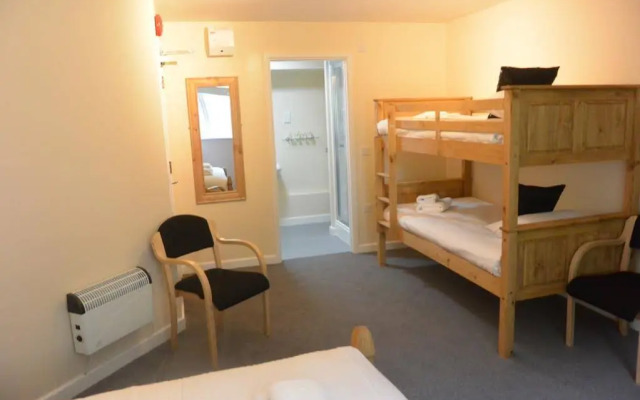 Roydon Marina Village Hotel