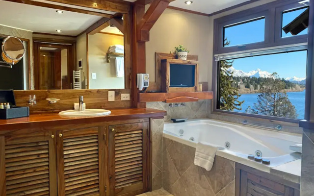 Charming Luxury Lodge & Private Spa
