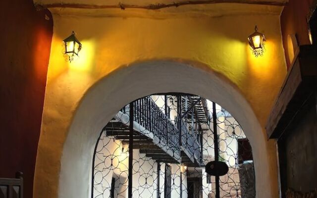 Intro Hostels Cusco