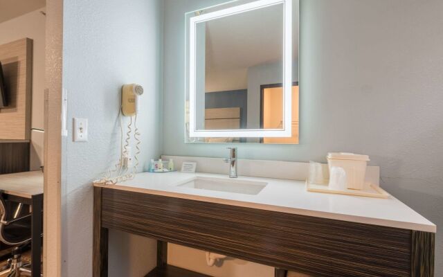 Quality Inn & Suites Manitou Springs at Pikes Peak
