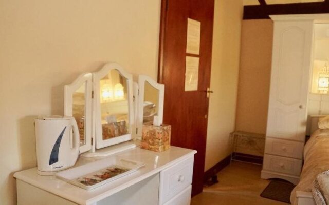Ravencar Farm Bed and Breakfast