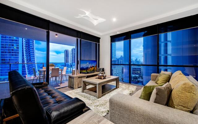 Circle on Cavill - Private Apartments