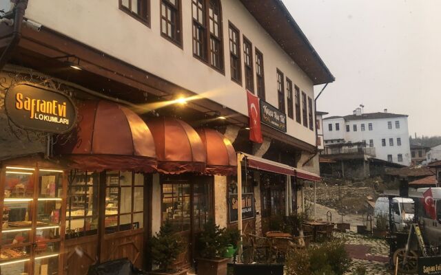 Kuscu Han Otel
