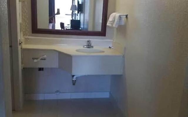 Attleboro Motor Inn