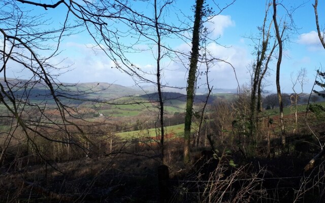 Greys House - A Warm Welcome to the Brecon Beacons