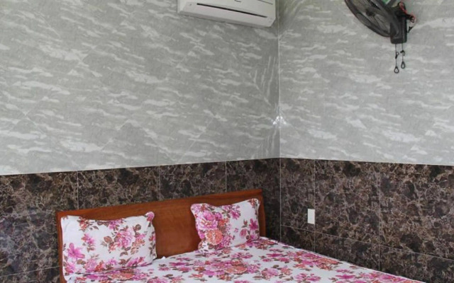 Yen Vy Hotel