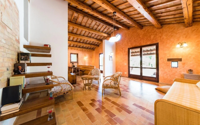 Casal Baroni 10 2 in Osimo