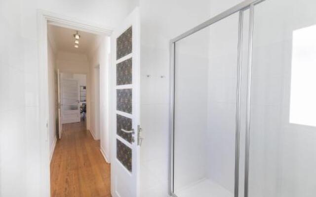 Lovelystay - Bonsai Light And Comfort Flat