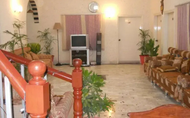 Sunrise Guest House Multan
