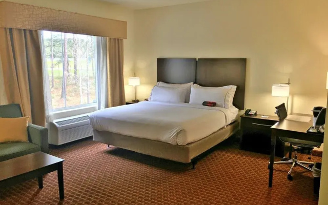 Holiday Inn Express Defuniak Springs
