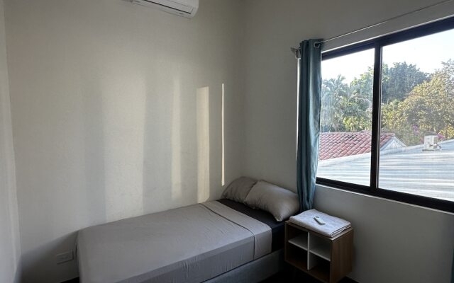 Peaceful Apartment in Tamarindo, 50m to the Beach