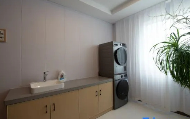 Nanshan Xiaozhu Boutique Hotel (Suning Plaza Hubushan Branch)