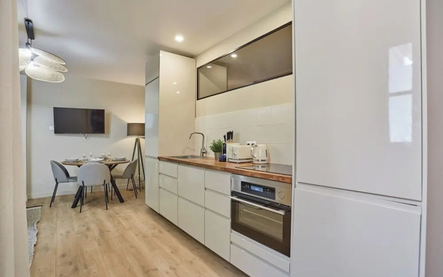 Apartment in the Center of Paris/montmartre