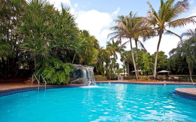Holiday Inn Fort Lauderdale Airport by IHG