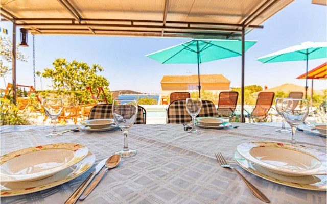 Holiday home Zatoglav 1