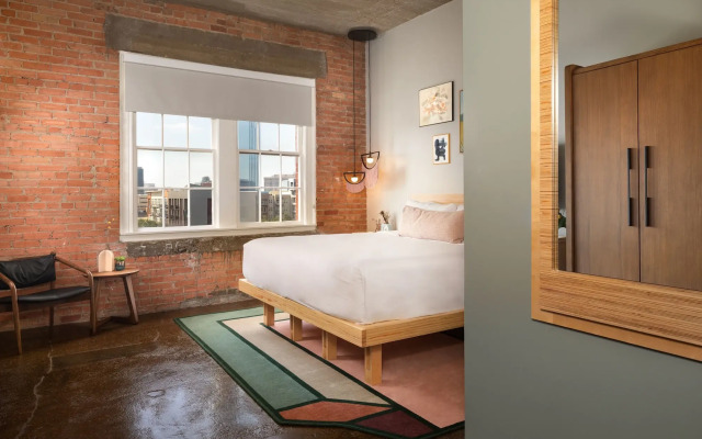 Canvas Hotel Dallas
