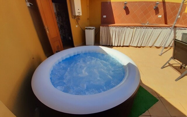 Chalet Casa Canaria con vistas y piscina