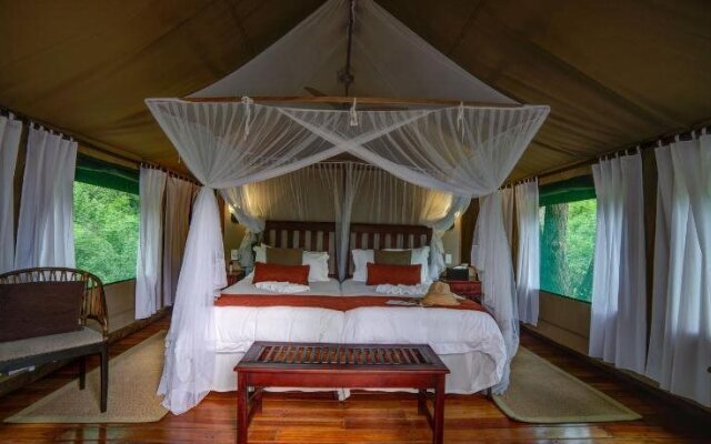 Royal Tree Lodge