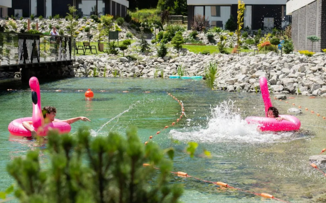 Vislow Resort