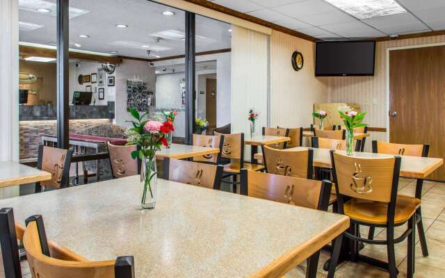 Quality Inn Arena