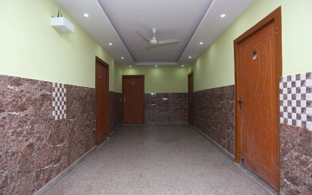 Chirag House By OYO Rooms