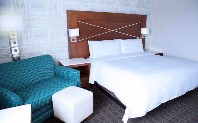 DoubleTree by Hilton Madison Downtown