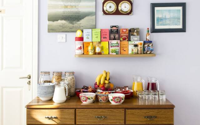 Augusta Lodge Guesthouse