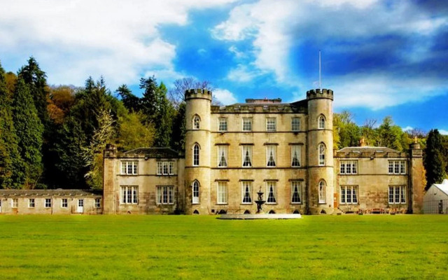 Melville Castle