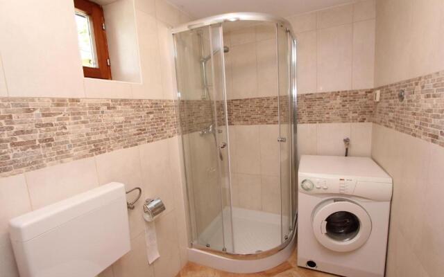 Holiday House San Pruti