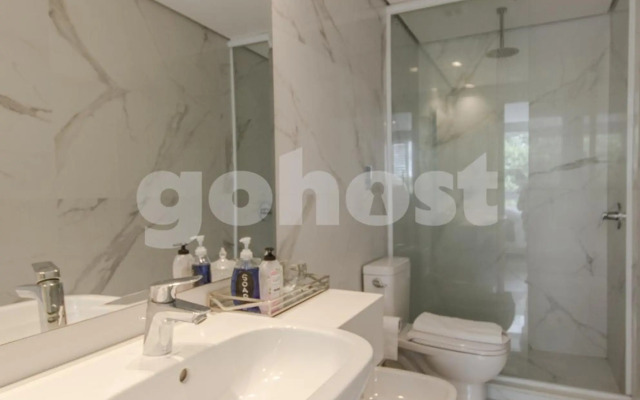 Acogedor apartamento con balcón y parilla 1D002