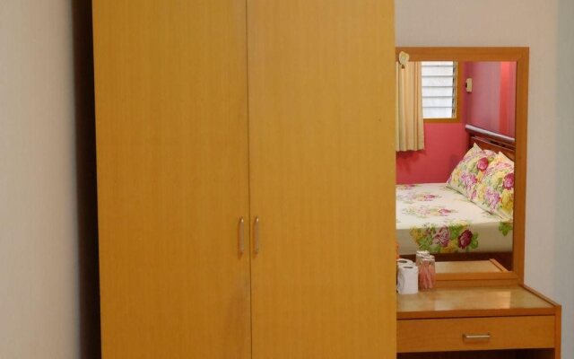 Lucky Guesthouse