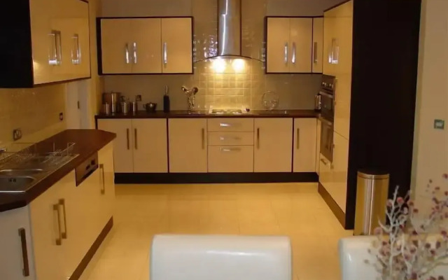 Ardmullen Walnut 3 bedroom