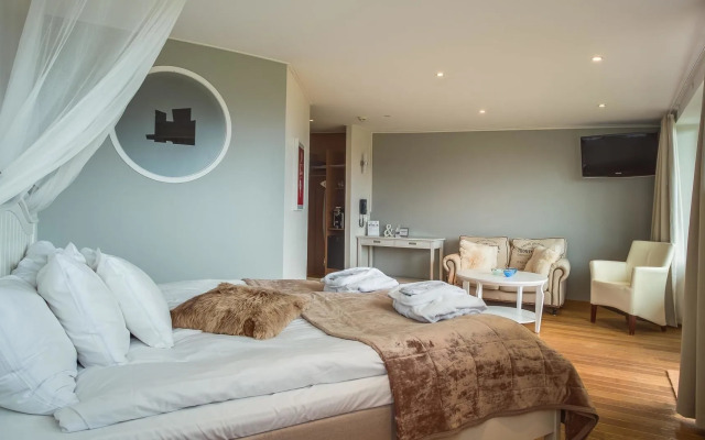 Hotell och Restaurang Hovs Hallar